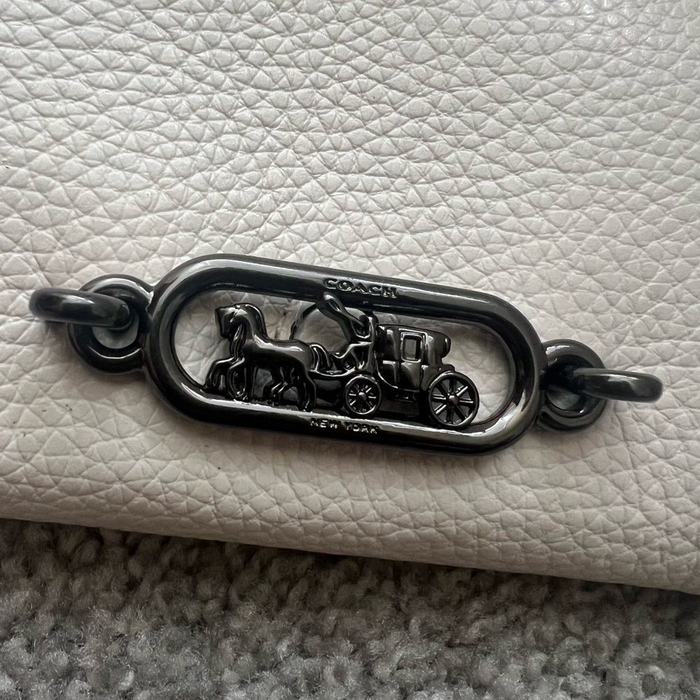 Coach Jade Medium Envelope Wallet - Picture 7 of 7